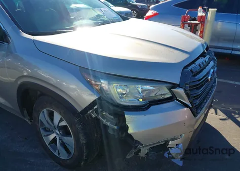 2019 Subaru Ascent Premium из США, поврежденный, VIN 4S4WMAFD5K3470889